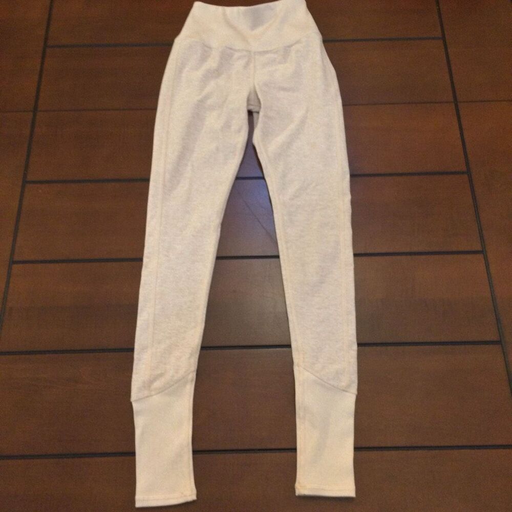 Alo high waisted leggings blush color xxs